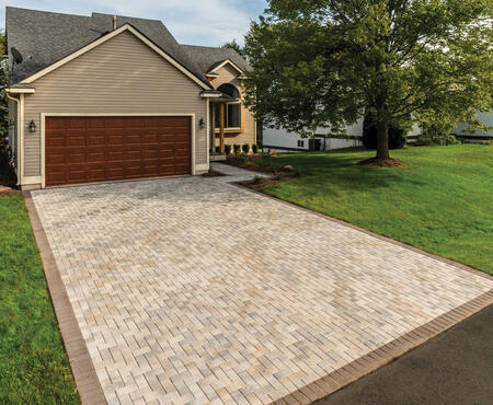 Classic Paver in Champagne by Oaks landscape products